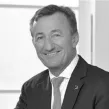  Bernard Charlès