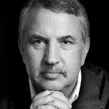  Thomas L. Friedman