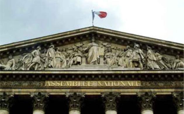 Vers la fin du cumul des mandats ?