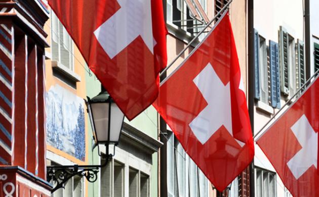 Assurance chômage, formation professionnelle initiale et continue, piliers de la compétitivité du marché du travail en Suisse. 