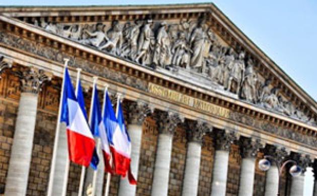 Vers l’interdiction du cumul des mandats