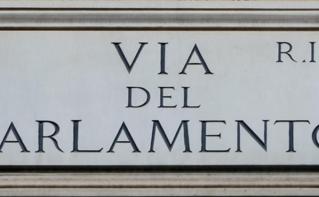 Elections en Italie : euroscepticisme, migrations, Berlusconi, etc. L'analyse de Marc Lazar