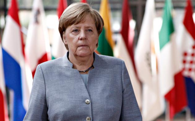 Emmanuel Macron orphelin d'Angela Merkel