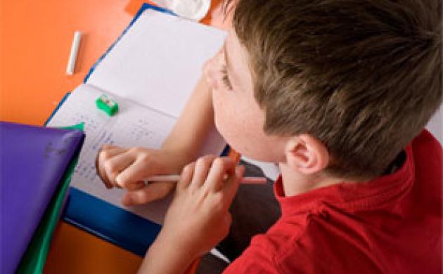 Accompagner l’enfant : le rôle crucial des enseignants et des parents