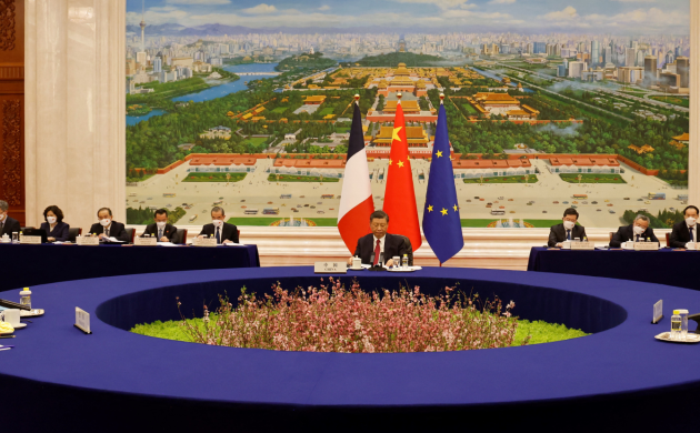 Retour de Chine : quelle politique étrangère pour le second mandat du président Macron ?
