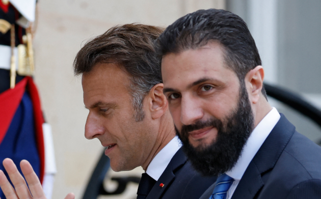 Un Syrien à Paris : le double pari d’Emmanuel Macron 