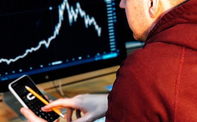 Digital Markets Act: Does More Competition Lead to More Growth?