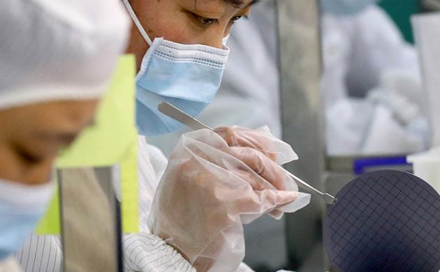 Great Power Chokepoints: China's Semiconductor Industry in Search of Breakthroughs