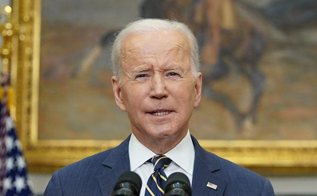 La politique de Biden face à la guerre en Ukraine : une délicate ligne de crête