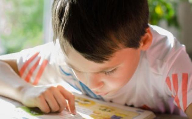 Le temps consacré à l’apprentissage de la lecture, facteur clef dans la lutte contre l’échec scolaire