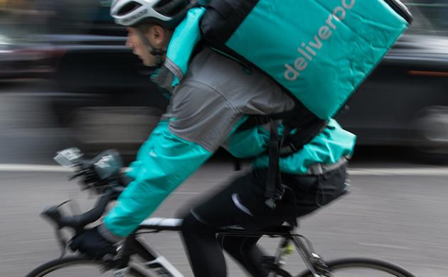 Livreurs Deliveroo : empêcher la sortie de route