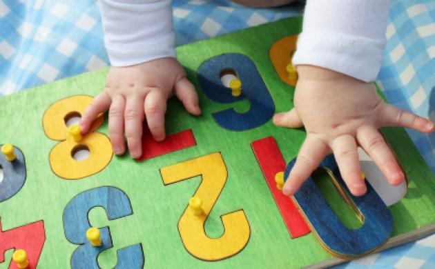 Réussite scolaire et sociale : intervenir dès la petite enfance