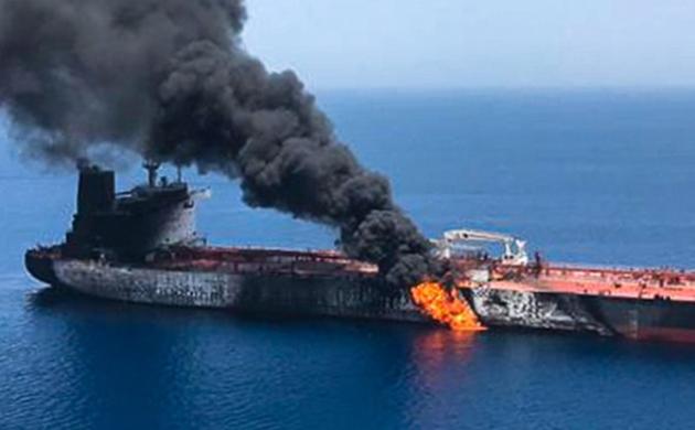 Pétroliers en flammes dans le détroit d’Ormuz – la guerre d’Iran a-t-elle commencé ?
