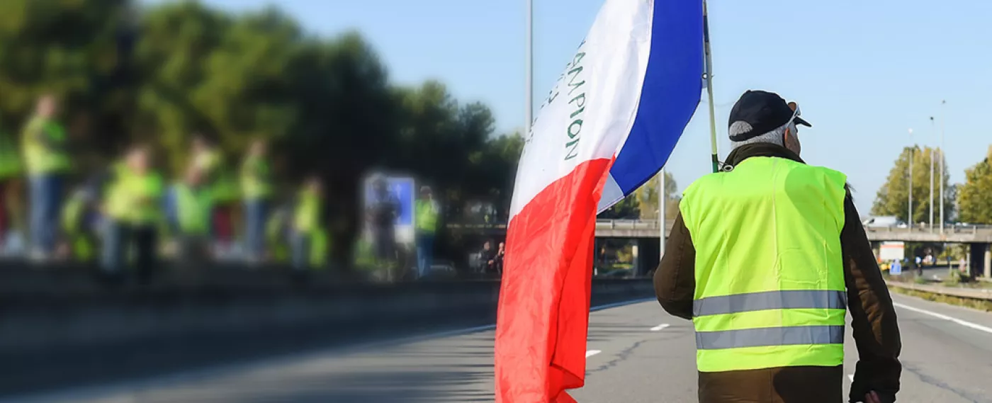 The Yellow Vest protesters: the tip of the French social crisis?