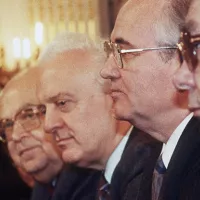 American Withdrawal from the INF Treaty : What Consequences for Europe's Defense? 