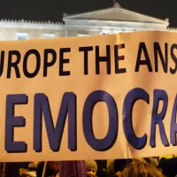 Doute démocratique : comparaison de deux études sur la perception de la démocratie dans le monde