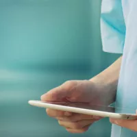 Lutte contre les déserts médicaux : va-t-on enfin développer la télémédecine ?