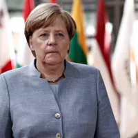 Emmanuel Macron orphelin d'Angela Merkel