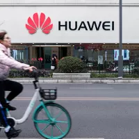 Huawei, prédateur et proie