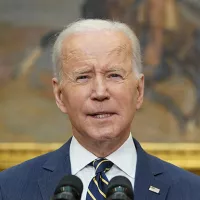 La politique de Biden face à la guerre en Ukraine : une délicate ligne de crête