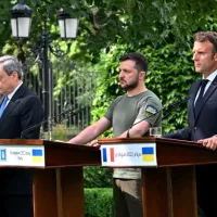 Ukraine : la visite à Kyiv du Président Macron a-t-elle marqué un tournant "historique" ?