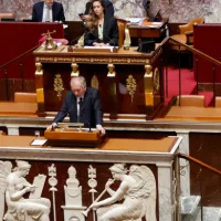 Un an après la dissolution : enjeux d’un vote sans issue 