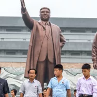 North Korea, an Embrace Before the Apocalypse?