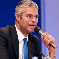 Laurent Wauquiez plaide pour un "travail d'adaptation permanente" de la loi LRU