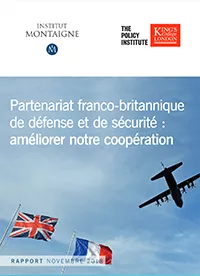 <p><span style="color:#ffffff;"><strong>Partenariat franco-britannique<br />
de défense et de sécurité :&nbsp;<br />
améliorer notre coopération</strong></span></p>
